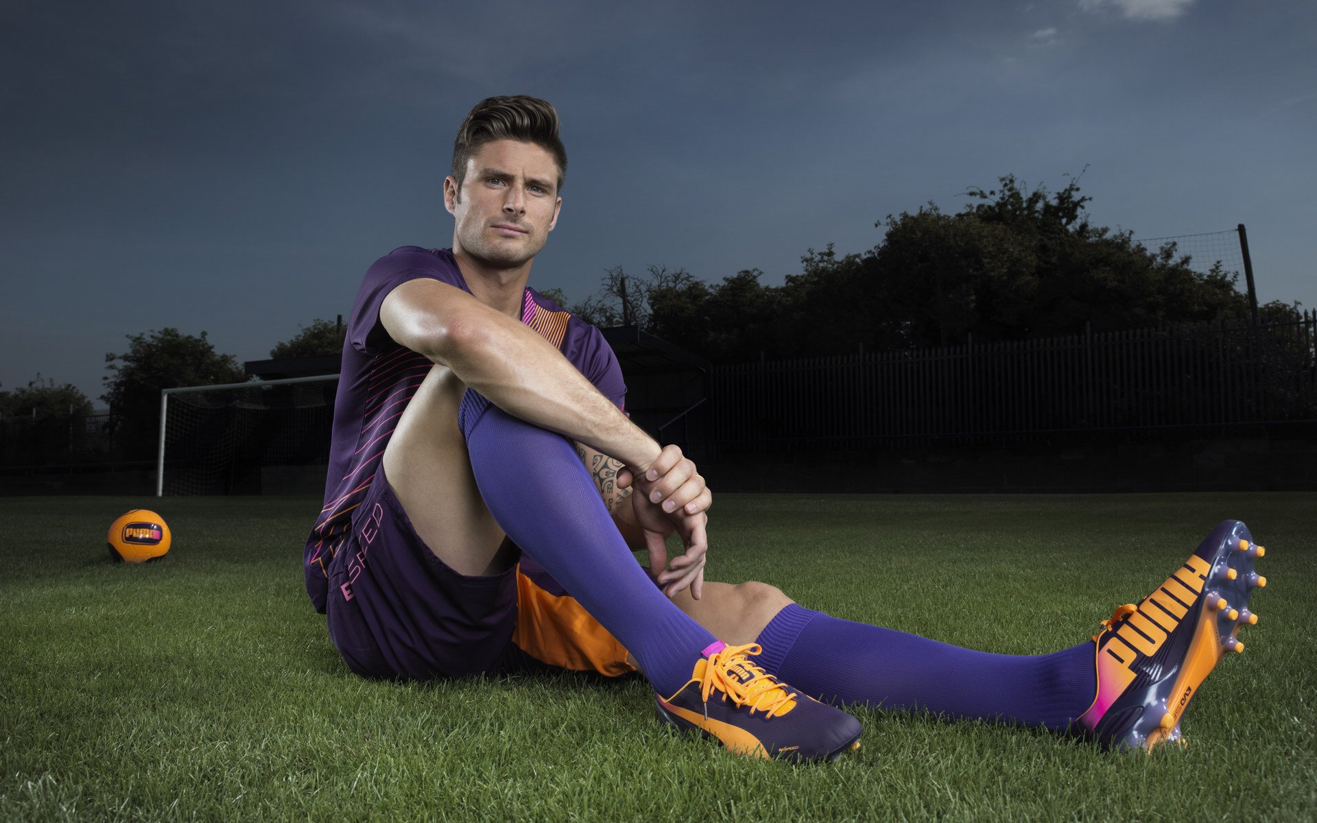 “古城墙环线慢跑圈”对外开放 夜跑群体迅速聚集